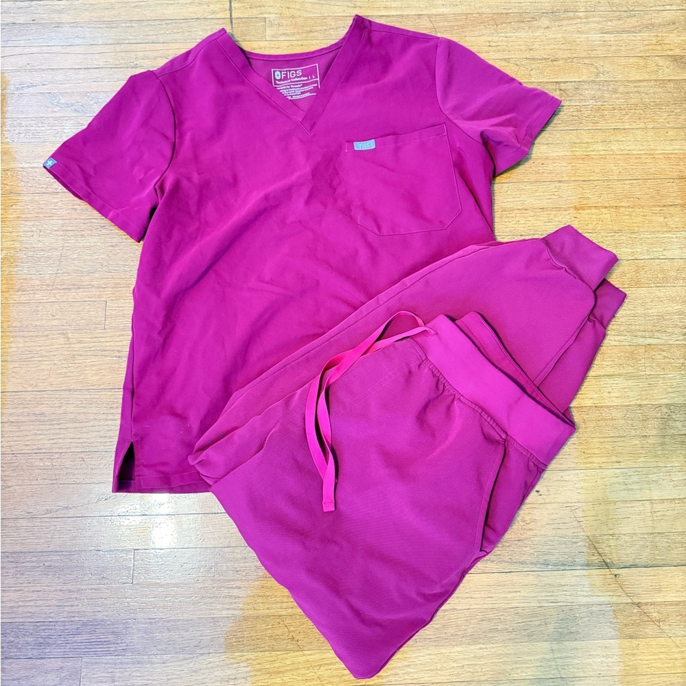 Women's FIGS Magenta Scrub Set